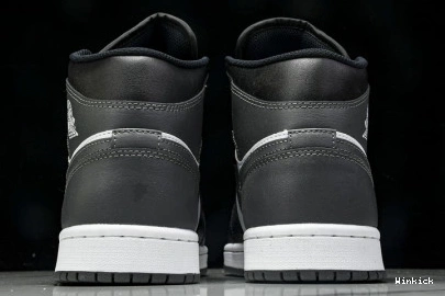 Jordan Mid 'Cosmic 1 BQ8426-001 Clay 0814